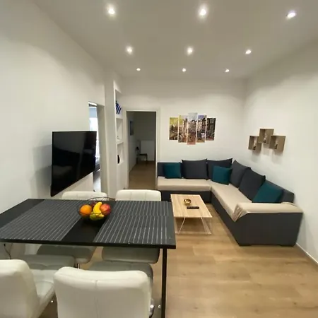 Cozy 1 * Athens