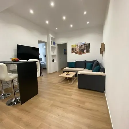 Cozy 1 Apartment Athens