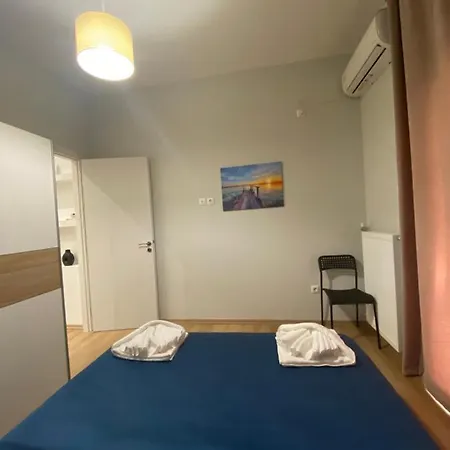 Cozy 1 Athens